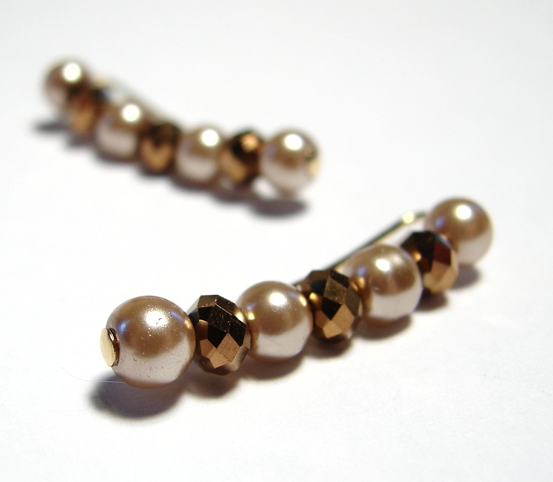 Ear Pins - Faceted Copper Crystals And Champagne Gold Glass Pearls Pair Earrings